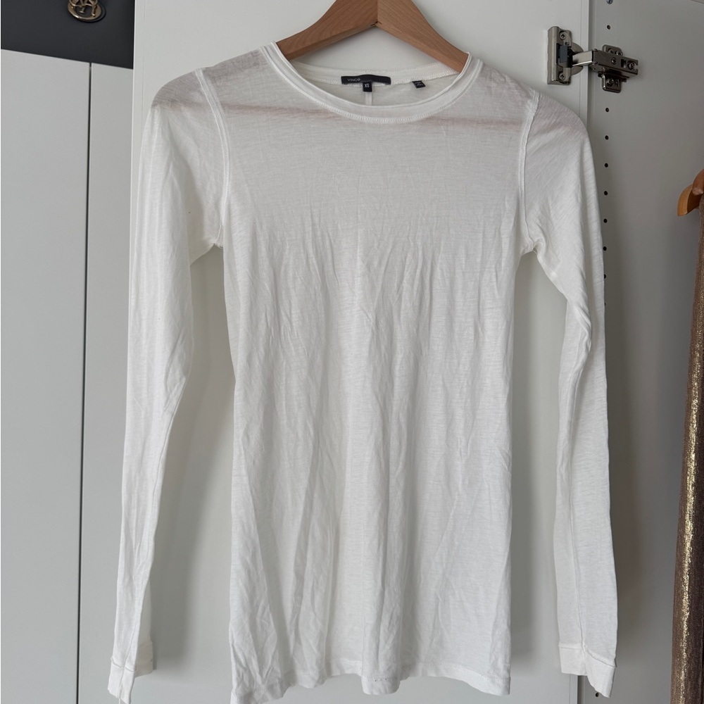 Vince Women’s White Long-Sleeve Crewneck Top